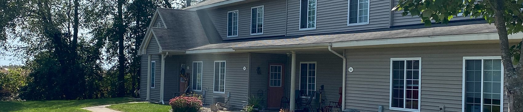 Deer Creek Townhomes exterior, Sturgis, MI